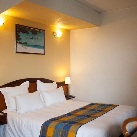 Hotel Air Plus 오를리 객실 사진