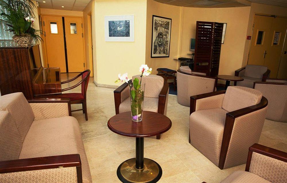 Hotel Air Plus 오를리 내부 사진